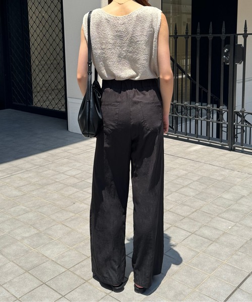 LE MORE(リモア)の「ナイロンタックワイドパンツ(その他パンツ・レディース・ブラック/チャコール/アイボリー・FREE)」の10枚目の写真