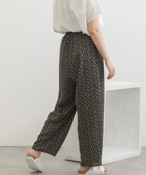 POU DOU DOU（プードゥドゥ）の「アソートプリントイージーパンツ（その他パンツ・レディース・アイボリー/ブラック/スミクロ・3）」の6枚目の写真