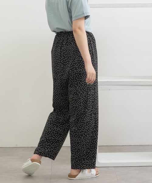 POU DOU DOU（プードゥドゥ）の「アソートプリントイージーパンツ（その他パンツ・レディース・アイボリー/ブラック/スミクロ・3）」の15枚目の写真