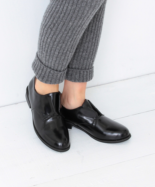 B:MING by BEAMS（ビーミングバイビームス）の「＜LEE1月号掲載＞ビーミング by ビームス / 外ハネシューズ（その他シューズ・レディース・ブラウン/ブラック系その他/ブラック・23.5cm/22.5cm/24.5cm）」の2枚目の写真