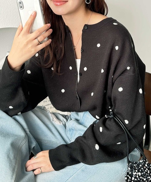 GeeRA(ジーラ)の「ドットジャガードクルーネックニットカーディガン(カーディガン/ボレロ・レディース・ブラック/グレー/ベージュ・LARGE/MEDIUM)」の21枚目の写真