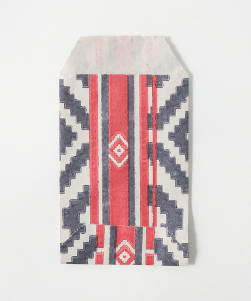 GUSTAVO（グスタボ）の「Gustavo Flower Narrow Bracelet-diamond　S-24-AJUZ-14（ブレスレット・レディース・ブラック/ホワイト/ブルー/レッド/イエロー・FREE）」の20枚目の写真