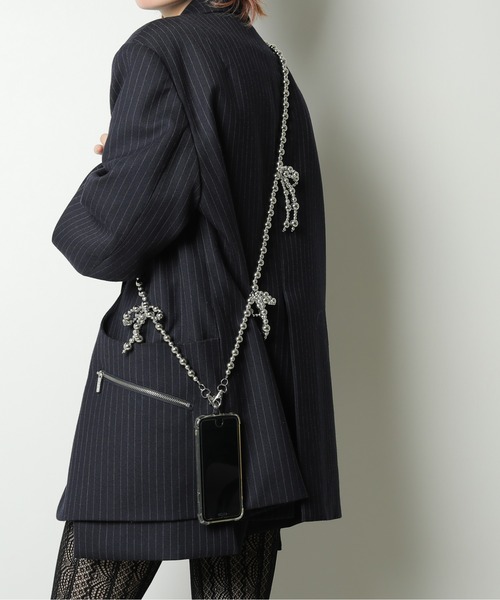 emesuelee（エメスーリー）の「メタリックリボンスマホショルダー（スマホグッズ・レディース・ゴールド/シルバー・フリー）」の14枚目の写真