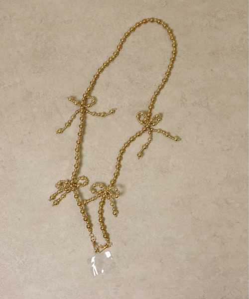 emesuelee（エメスーリー）の「メタリックリボンスマホショルダー（スマホグッズ・レディース・ゴールド/シルバー・フリー）」の3枚目の写真