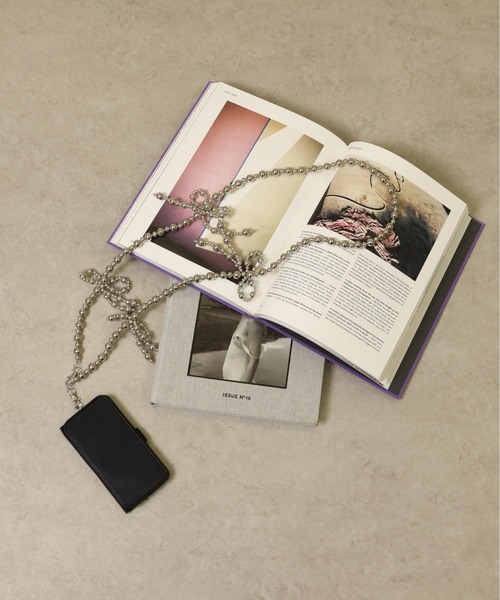 emesuelee（エメスーリー）の「メタリックリボンスマホショルダー（スマホグッズ・レディース・ゴールド/シルバー・フリー）」の21枚目の写真