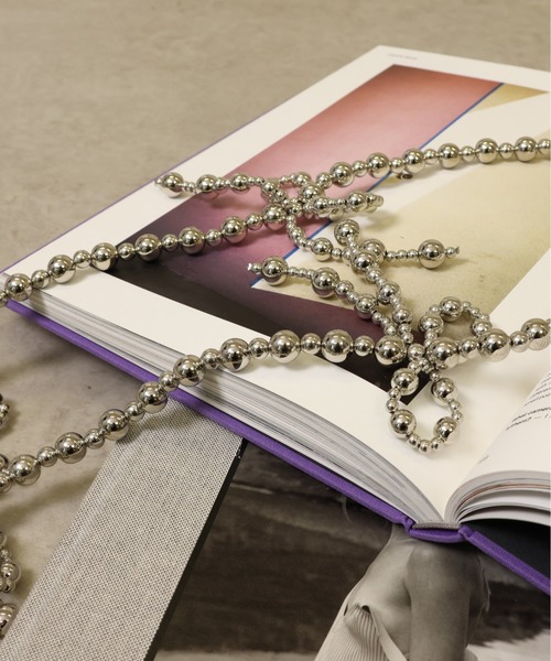 emesuelee（エメスーリー）の「メタリックリボンスマホショルダー（スマホグッズ・レディース・ゴールド/シルバー・フリー）」の15枚目の写真