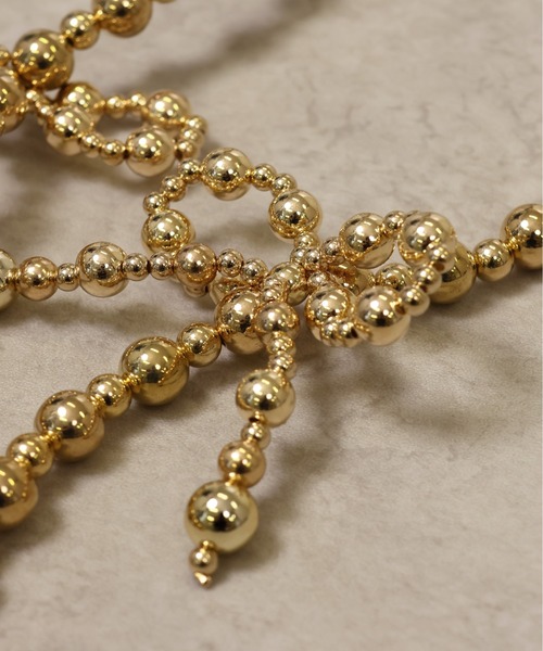 emesuelee（エメスーリー）の「メタリックリボンスマホショルダー（スマホグッズ・レディース・ゴールド/シルバー・フリー）」の5枚目の写真