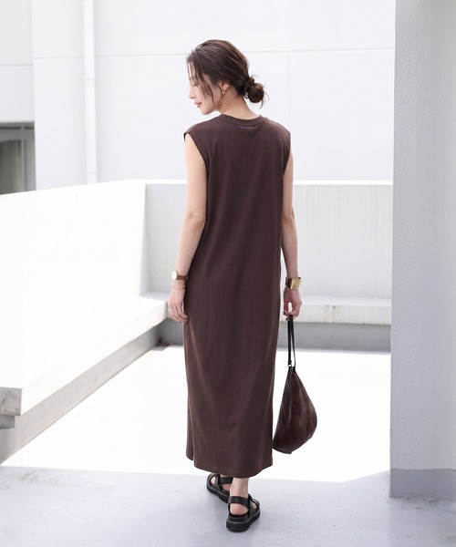 STYLE DELI(スタイルデリ)の「刺しゅうロゴIラインワンピース(ワンピース・レディース・ネイビー/ブラウン系その他・MEDIUM/SMALL)」の5枚目の写真