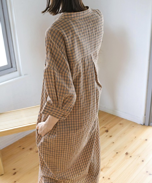 Crisp（クリスプ）の「ショートスリーブサージカルシャツワンピース（ワンピース・レディース・ベージュ/ネイビー/ブラウン・FREE）」の10枚目の写真