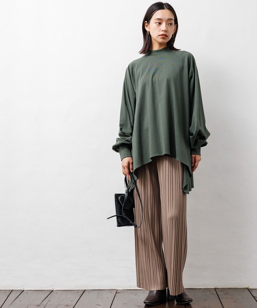 mili an deni（ミリアンデニ）の「セミワイドプリーツパンツ（その他パンツ・レディース・ブラウン/グリーン/ブラック/チャコールグレー/アッシュグレー・M）」の13枚目の写真