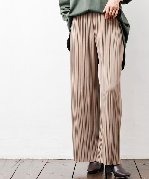 mili an deni（ミリアンデニ）の「セミワイドプリーツパンツ（その他パンツ・レディース・ブラウン/グリーン/ブラック/チャコールグレー/アッシュグレー・M）」の14枚目の写真