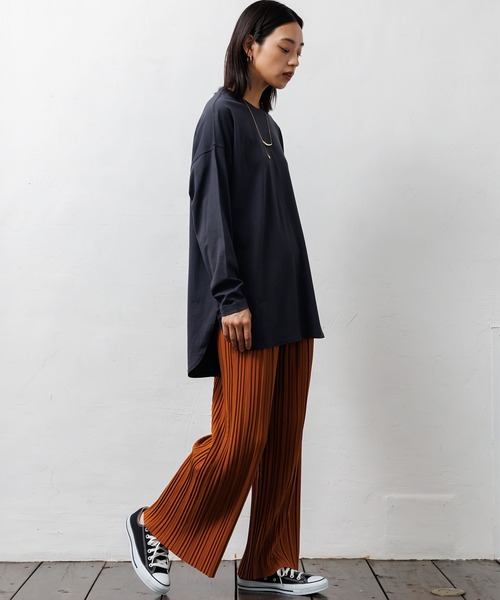 mili an deni（ミリアンデニ）の「セミワイドプリーツパンツ（その他パンツ・レディース・ブラウン/グリーン/ブラック/チャコールグレー/アッシュグレー・M）」の17枚目の写真