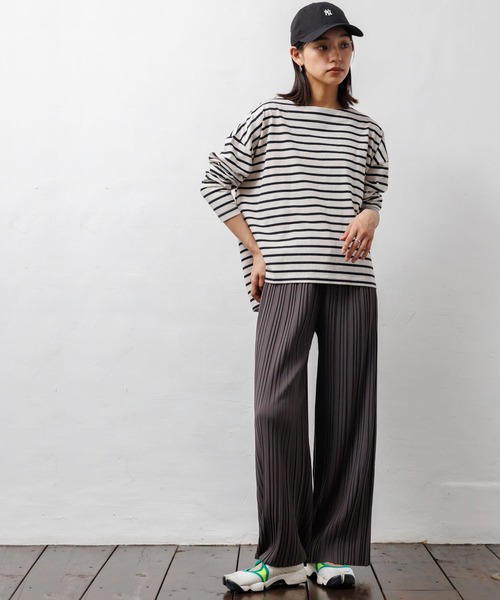 mili an deni（ミリアンデニ）の「セミワイドプリーツパンツ（その他パンツ・レディース・ブラウン/グリーン/ブラック/チャコールグレー/アッシュグレー・M）」の10枚目の写真
