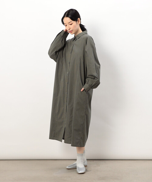 ONIGIRI（オニギリ）の「スモールギンガムチェック シャツワンピース（シャツワンピース・レディース・ネイビー/ベージュ/カーキ・FREE）」の7枚目の写真