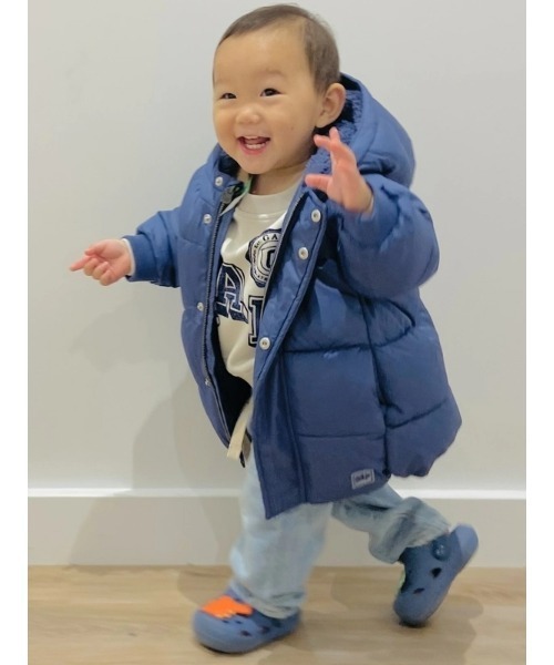 GAP（ギャップ）の「ヘビーウェイト プリマロフト(R)キルティングパーカーコート (幼児・ベビー)（ダウンジャケット/コート・キッズ・ブルー・105cm/100cm/95cm/90cm/80ｃｍ/70cm/110cm）」の6枚目の写真