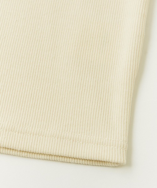 X-girl（エックスガール）の「BABY POLO TOP（Tシャツ/カットソー・レディース・ブラック/オフホワイト/ブラウン・S/M）」の18枚目の写真