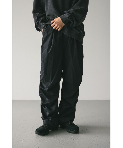 ブラック パラシュートパンツ サイドギャザー 韓国 秋冬 hr7275 サイドギャザーナイロンパンツ（その他パンツ）｜STYLEMIXER