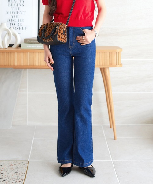 KOBE LETTUCE（コウベレタス）の「ソフトフレアデニムパンツ（デニムパンツ・レディース・ライトブルー/ブラック/ネイビー/アイボリー系/ブルー・L/M/S/TM/PM）」の9枚目の写真