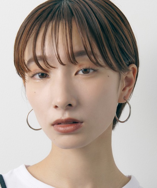 GOLDY（ゴールディ）の「スムース ライン ワイド フープ イヤリング（イヤリング・レディース・ゴールド/シルバー/ピンク系その他・FREE）」の3枚目の写真