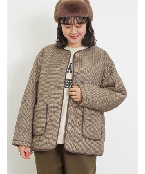 Samansa Mos2(サマンサ モスモス)の「ライトキルティング切替ブルゾン(ブルゾン・レディース・モカ/チャコールグレー/カーキ/ベージュ・F)」の16枚目の写真