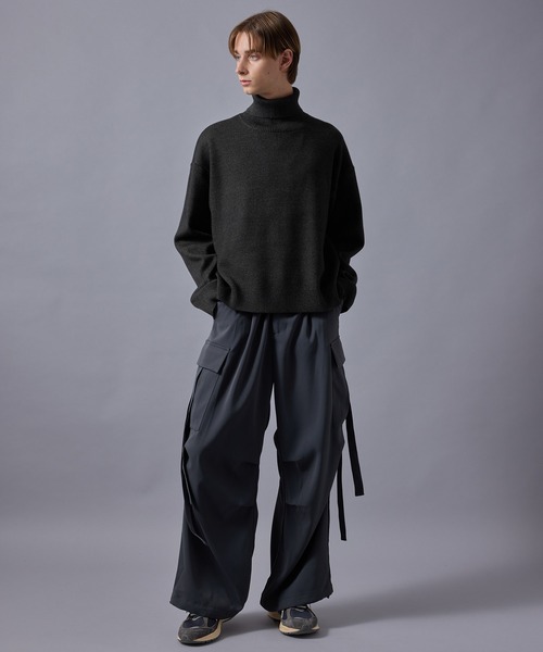 JUNRED（ジュンレッド）の「Fluffyショートタートルニット（ニット/セーター・メンズ・ブルー/ブラック/ブラック系その他2/ライトグレー・L/M/S）」の21枚目の写真