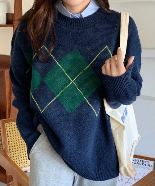 &soiree(アンドソワレ)の「【&soiree】アーガイル柄クルーネックニットセーター(ニット/セーター・レディース・ネイビー/ブラック・FREE)」の20枚目の写真