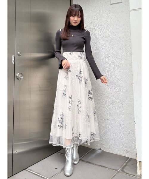 MERCURYDUO(マーキュリーデュオ)の「ショルダースリットナローストラップニット(ニット/セーター・レディース・ブラック/ライトブルー/オフホワイト/チャコールグレー・FREE)」の10枚目の写真