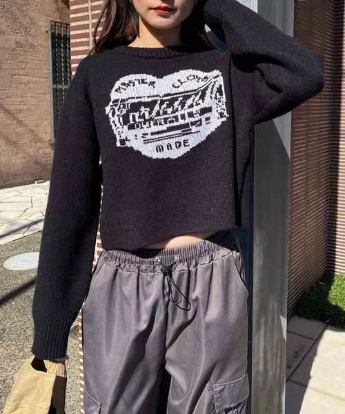 NANEA(ナネア)の「ハートモチーフフロントロゴクロップドニット(ニット/セーター・レディース・アイボリー/ブラック/グレー/レッド・フリー)」の17枚目の写真