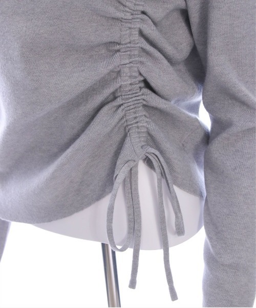 clear（クリア）の「サイドドロスト長袖リブニットトップス［大人 カジュアル 着回し力抜群］ ≪再入荷≫（ニット/セーター・レディース・アイボリー/グレー/レッド/ブラック/ライトグレー/ピンク/サックスブルー・F）」の17枚目の写真