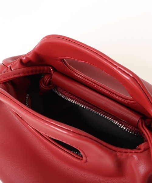 Chiina（チーナ）の「Chiina/2way ショルダーハンドバッグ（ショルダーバッグ・レディース・カーキ/ブラック/ライトベージュ/レッド・FREE）」の12枚目の写真