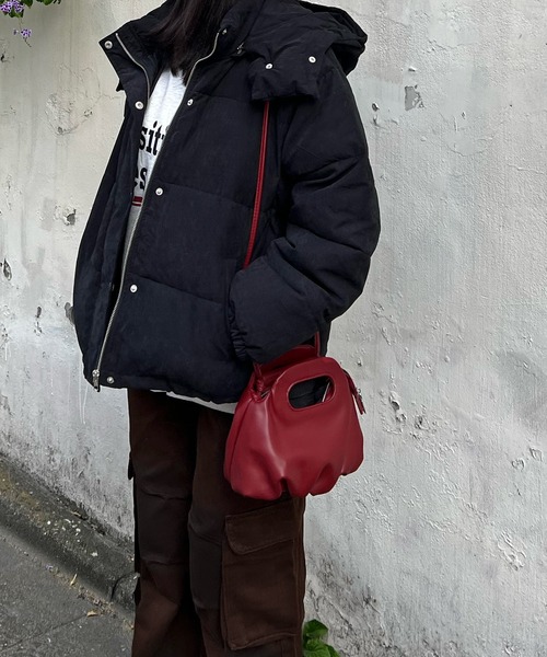 Chiina（チーナ）の「Chiina/2way ショルダーハンドバッグ（ショルダーバッグ・レディース・カーキ/ブラック/ライトベージュ/レッド・FREE）」の15枚目の写真