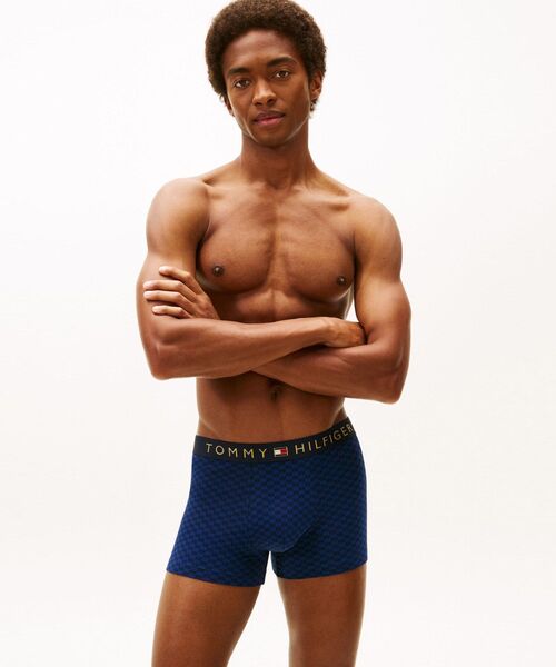 TOMMY HILFIGER（トミーヒルフィガー）の「ゴールドウエストトランクスプリントソックスセット（トランクス・メンズ・マルチ/レッド/ブルー・LARGE/MEDIUM）」の11枚目の写真