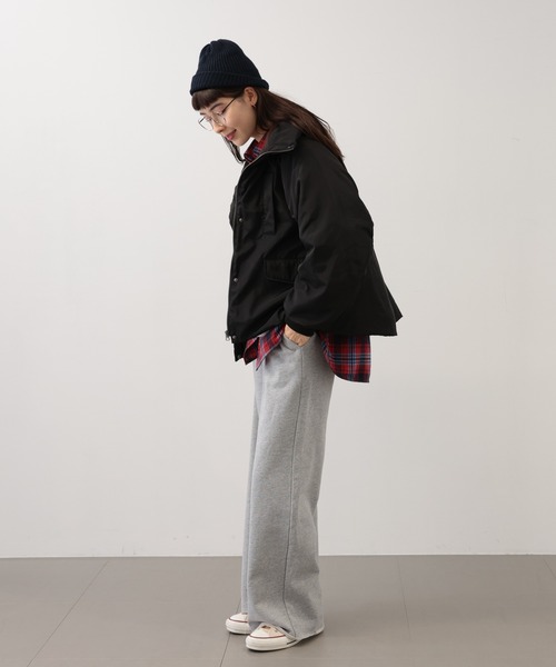 saloon(サルーン)の「SALOON(サルーン)/メモリータフタフードコート(ブルゾン・レディース・ブラウン/ブラック/カーキ・FREE)」の6枚目の写真