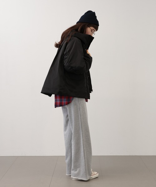 saloon(サルーン)の「SALOON(サルーン)/メモリータフタフードコート(ブルゾン・レディース・ブラウン/ブラック/カーキ・FREE)」の8枚目の写真