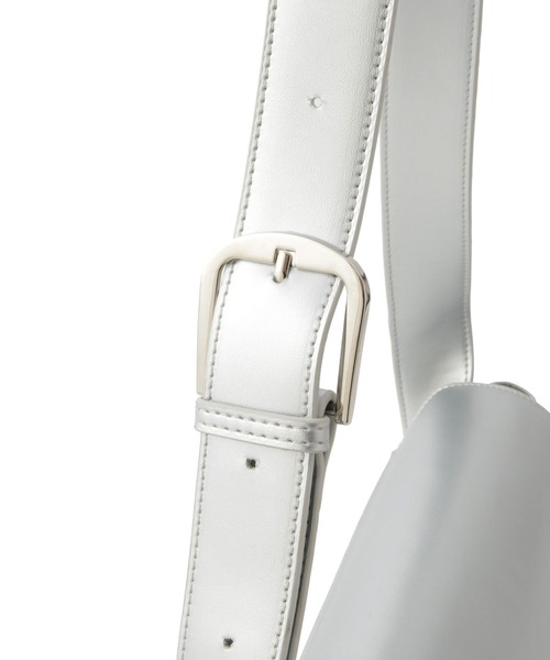 VIS（ビス）の「【軽量】横長ショルダーボディバッグ（ショルダーバッグ・レディース・ブラック/シルバー・FREE）」の12枚目の写真