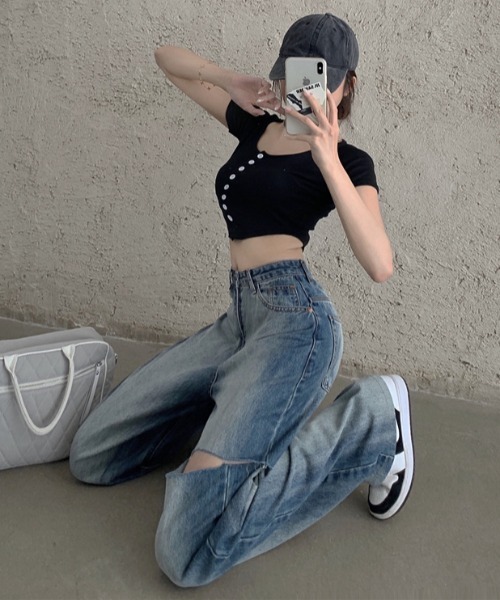 Mela(メラ)の「HWカットアウトワイドデニム(デニムパンツ・レディース・ブルー・L/S/M)」の9枚目の写真