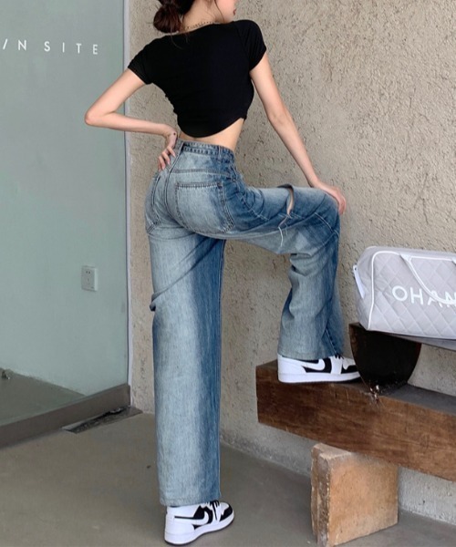 Mela(メラ)の「HWカットアウトワイドデニム(デニムパンツ・レディース・ブルー・L/S/M)」の12枚目の写真