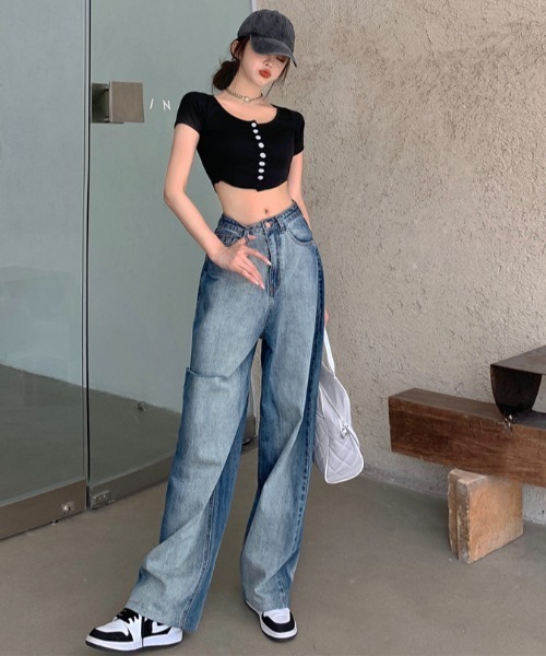 Mela(メラ)の「HWカットアウトワイドデニム(デニムパンツ・レディース・ブルー・L/S/M)」の3枚目の写真