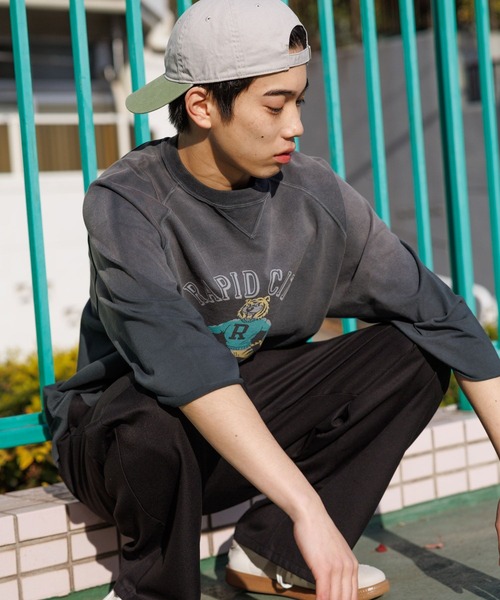 SCREEN STARS（スクリーンスターズ）の「【SCREEN STARS(スクリーンスターズ)】別注ヴィンテージラグランスリーブTシャツ（Tシャツ/カットソー・メンズ・ベージュ/ブラック/チャコール/レッド・LARGE/MEDIUM）」の10枚目の写真