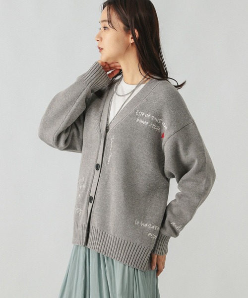 GLOBAL WORK(グローバルワーク)の「ロゴ刺繍Vネックカーディガン/291857(カーディガン/ボレロ・レディース・グレー/アイボリー・MEDIUM/LARGE)」の12枚目の写真
