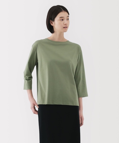 無印良品(ムジルシリョウヒン)の「婦人 天竺編みボートネック七分袖Tシャツ(Tシャツ/カットソー・レディース・ブラック/スモークピンク/ホワイト/ライトグレー/ダークグレー/スモーキーグリーン系/ブルー系・XS/XL/L/M/S)」の5枚目の写真