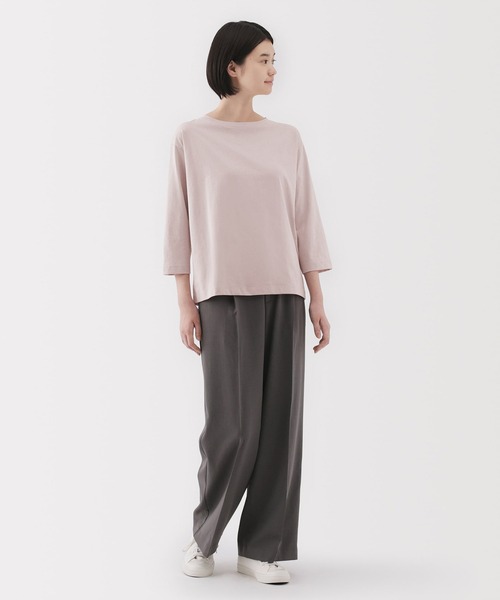 無印良品(ムジルシリョウヒン)の「婦人 天竺編みボートネック七分袖Tシャツ(Tシャツ/カットソー・レディース・ブラック/スモークピンク/ホワイト/ライトグレー/ダークグレー/スモーキーグリーン系/ブルー系・XS/XL/L/M/S)」の14枚目の写真