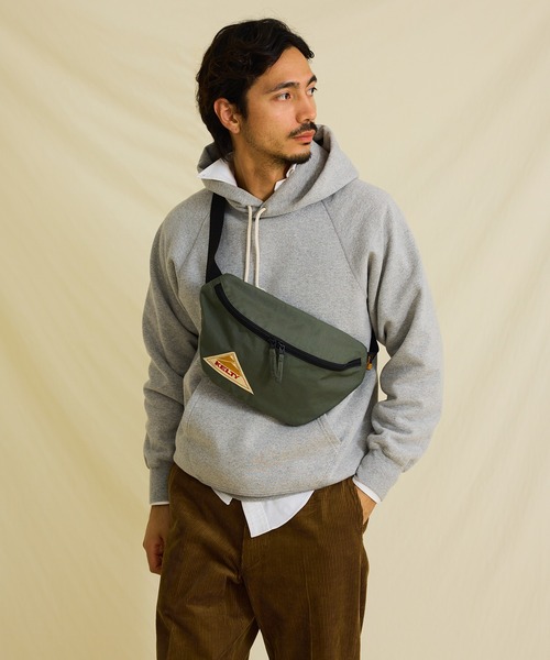 KELTY（ケルティ）の「KELTY/ケルティ SLIM FANNY スリム ボディーバック 2026年春夏（ボディバッグ/ウエストポーチ・メンズ・タン/セージグリーン/グレー/キャメル/ブラック/ネイビー/モカ/マスタード/オリーブ・FREE）」の11枚目の写真