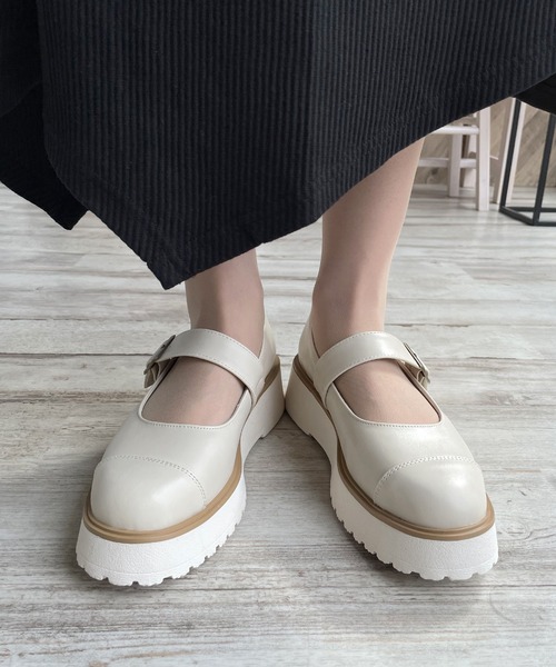 m　プラットフォームメリージェーン CHARLES & KEITH メッシュ カーブプラットフォームメリー