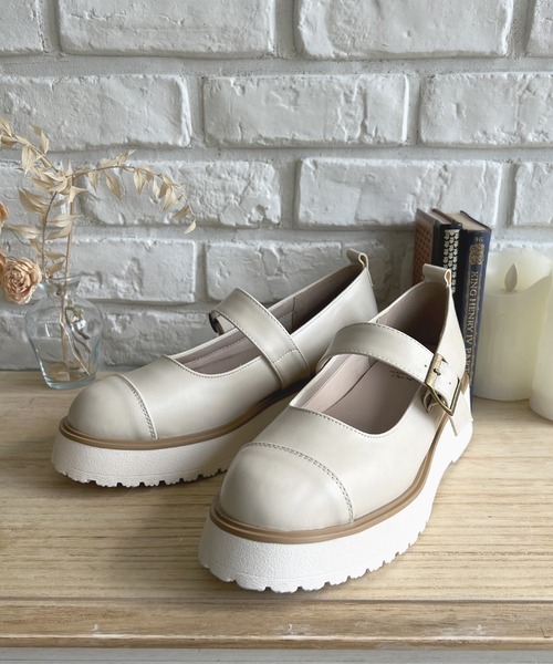 m　プラットフォームメリージェーン CHARLES & KEITH メッシュ カーブプラットフォームメリー