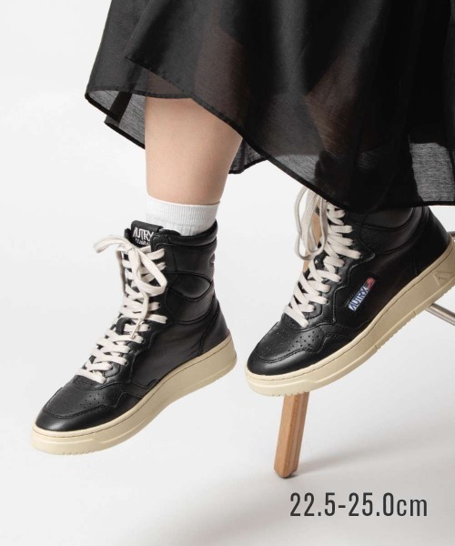 AUTRY(オートリー)の「AUTRY BIG ONE HIGT LEATHER SNEAKER オートリー ビッグワン ハイ レザー スニーカー(スニーカー・レディース・ブラック・38/39/37)」の3枚目の写真