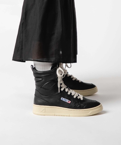 AUTRY(オートリー)の「AUTRY BIG ONE HIGT LEATHER SNEAKER オートリー ビッグワン ハイ レザー スニーカー(スニーカー・レディース・ブラック・38/39/37)」の6枚目の写真