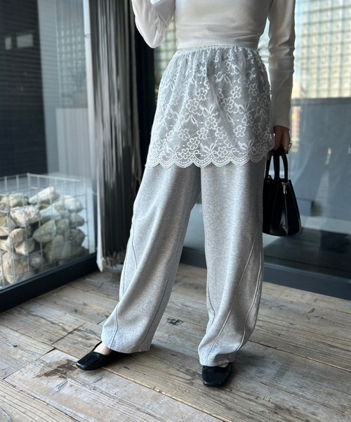 Kotoe(コトエ)の「レイヤード 花柄レースミニスカート 付け裾(スカート・レディース・ブラック/ホワイト・FREE)」の10枚目の写真