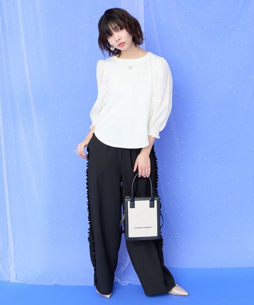 JETSET SOLO PLUS (ジェットセットソロプラス)の「【JETSET SOLO PLUS】アイスクール×ブライトローンボリュームスリーブカットソー(Tシャツ/カットソー・レディース・オフホワイト/ブラック・FREE)」の4枚目の写真