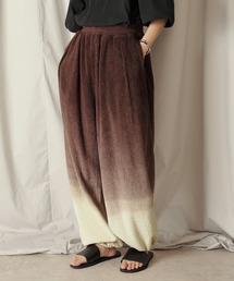 Aphlotus（アプロタス）の「グラデーション ダイ イージーテーパード パイルパンツ（その他パンツ）」